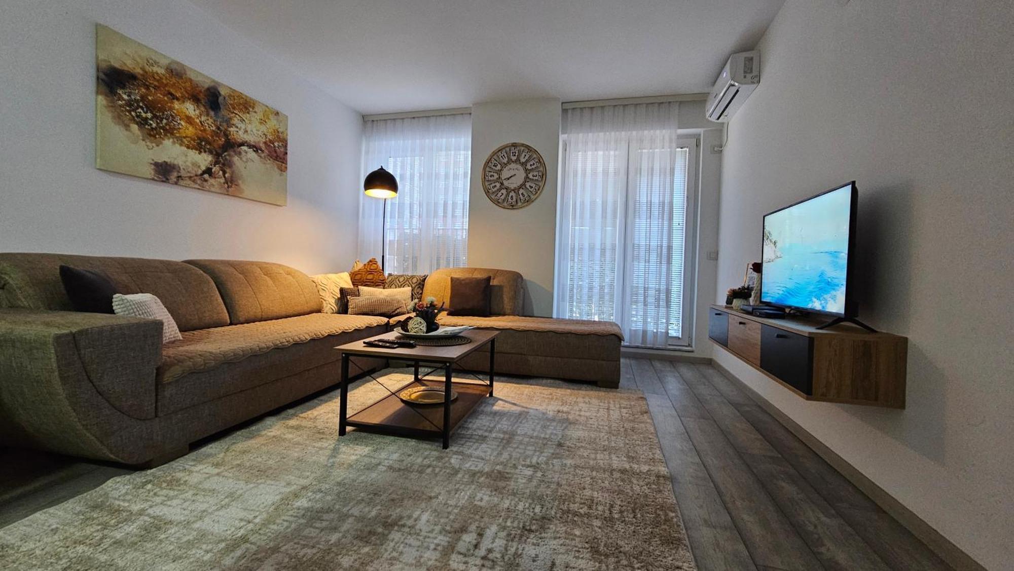 Superb 1 Bedroom In The Best Zone Of The City. Ferizaj Dış mekan fotoğraf